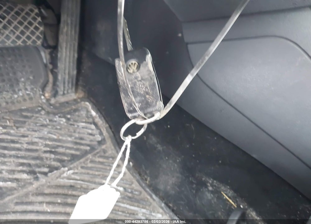 2013 VOLKSWAGEN JETTA 2.0L S VIN: 3VW2K7AJ8DM235278