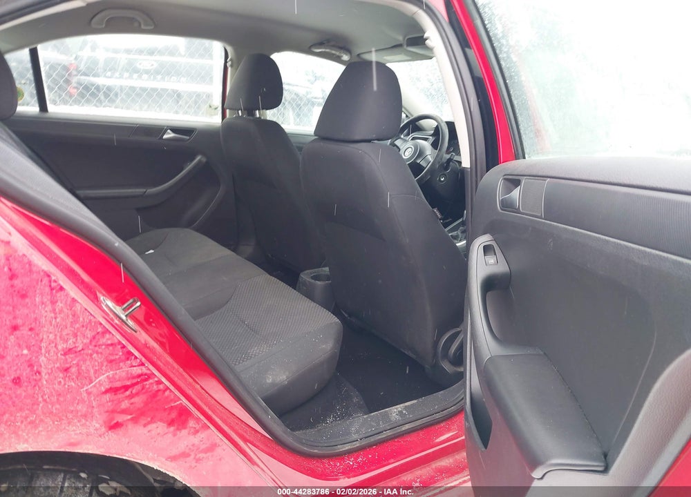2013 VOLKSWAGEN JETTA 2.0L S VIN: 3VW2K7AJ8DM235278
