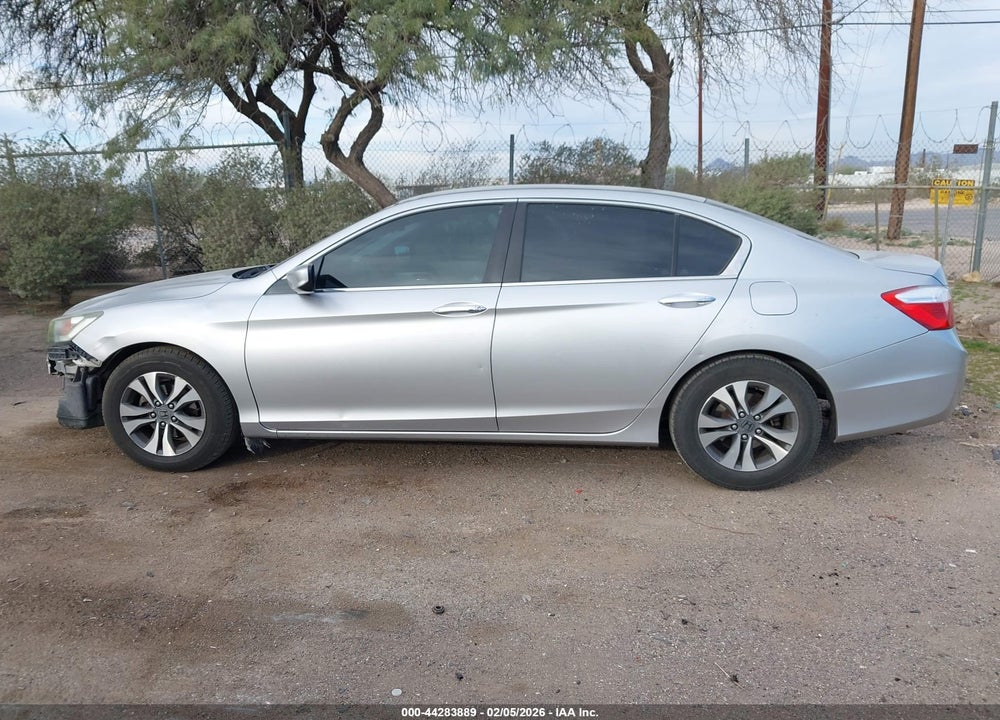 2013 HONDA ACCORD LX VIN: 1HGCR2F35DA202639