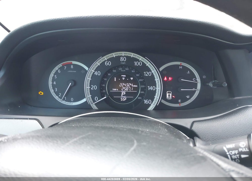2013 HONDA ACCORD LX VIN: 1HGCR2F35DA202639