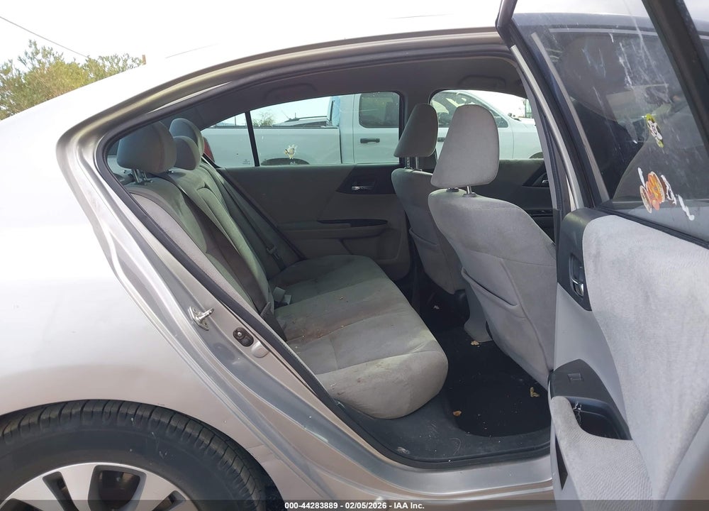 2013 HONDA ACCORD LX VIN: 1HGCR2F35DA202639