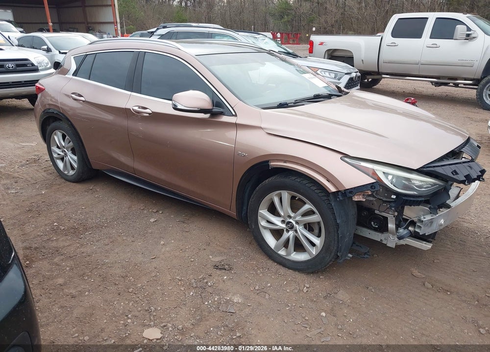 2019 INFINITI QX30 VIN: SJKCH5CP4KA008012