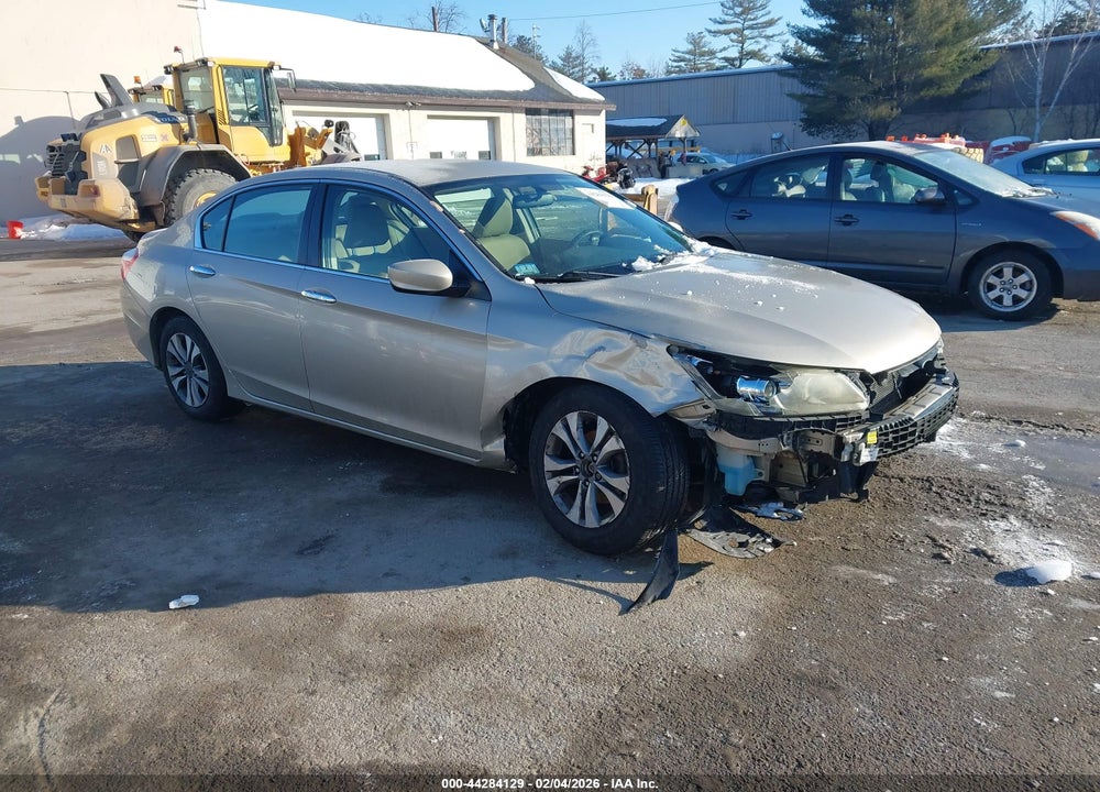 2015 HONDA ACCORD LX VIN: 1HGCR2F30FA043869