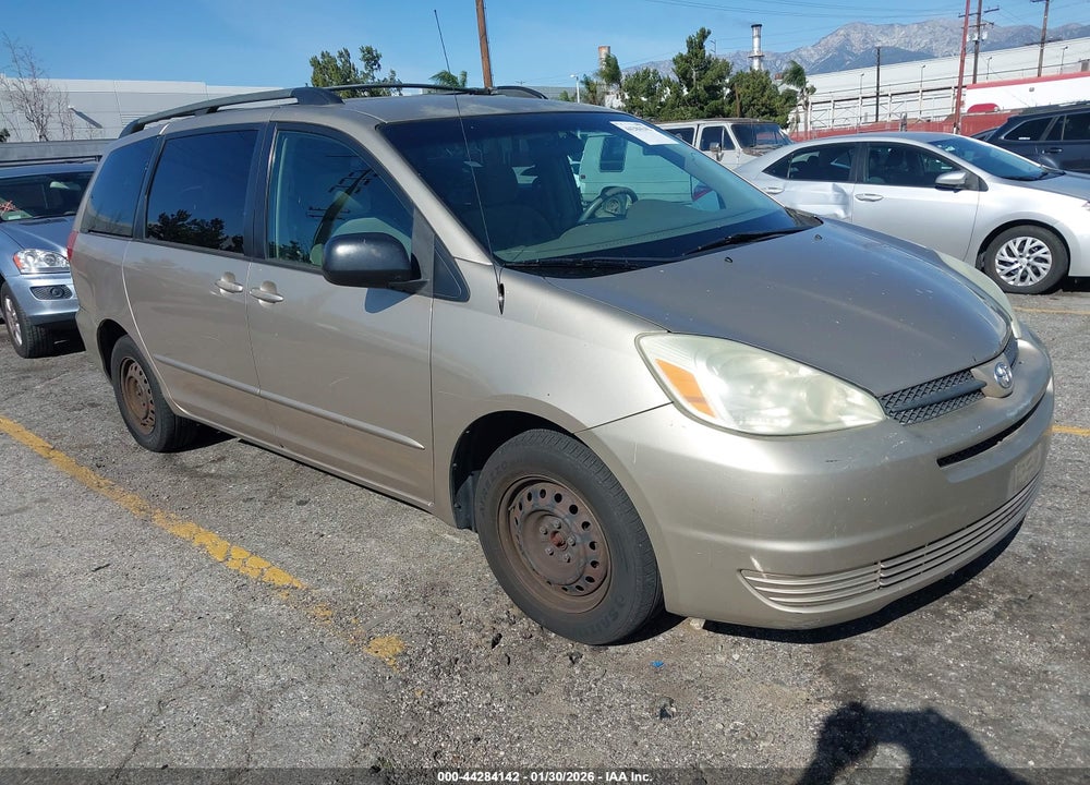 2004 TOYOTA SIENNA LE VIN: 5TDZA23C84S114563