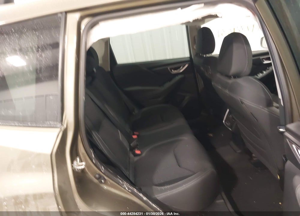 2022 SUBARU FORESTER VIN: JF2SKAEC8NH437573