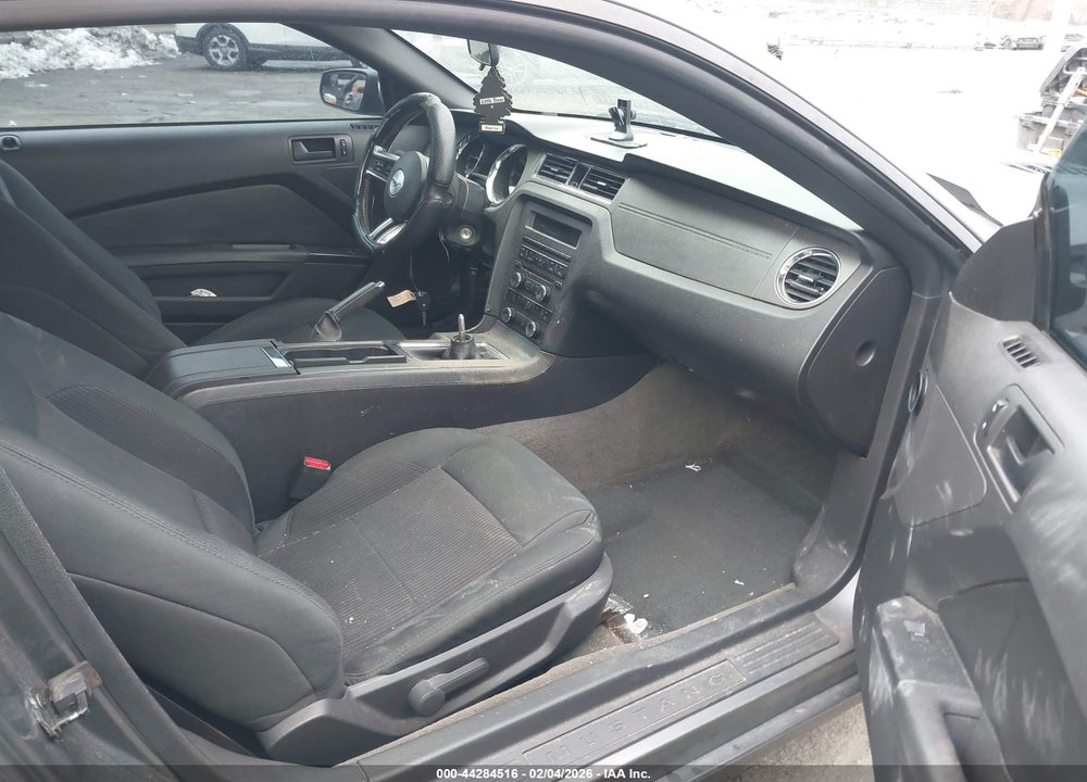 2014 FORD MUSTANG GT VIN: 1ZVBP8CFXE5331131