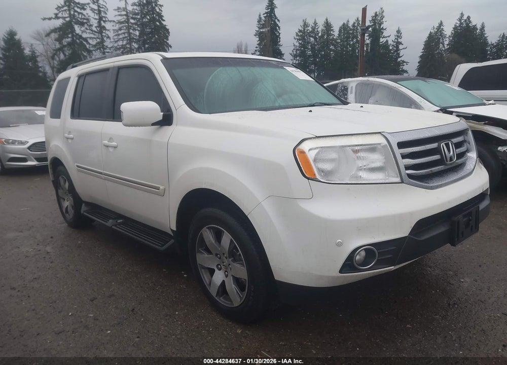 2015 HONDA PILOT TOURING VIN: 5FNYF4H91FB047088