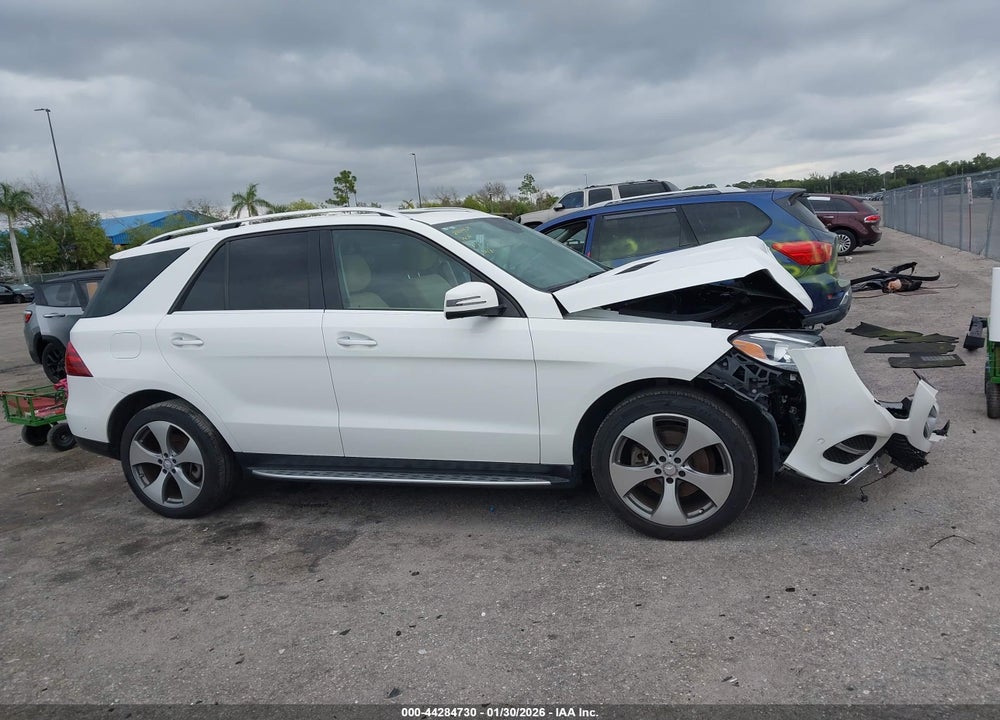 2016 MERCEDES-BENZ GLE 350 VIN: 4JGDA5JB3GA639114