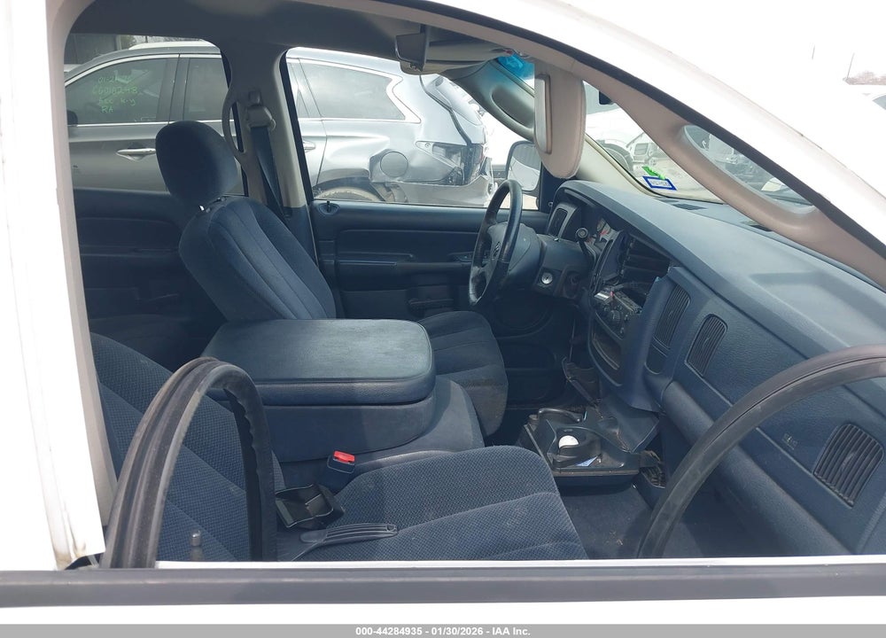 2002 DODGE RAM 1500 ST VIN: 3B7HA18N52G105640