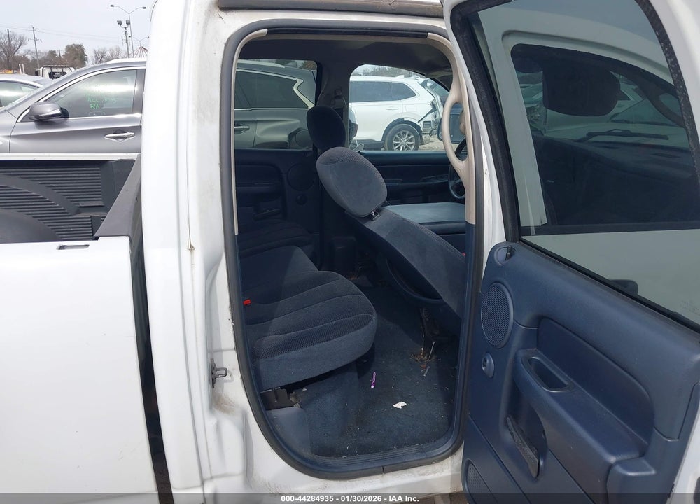 2002 DODGE RAM 1500 ST VIN: 3B7HA18N52G105640