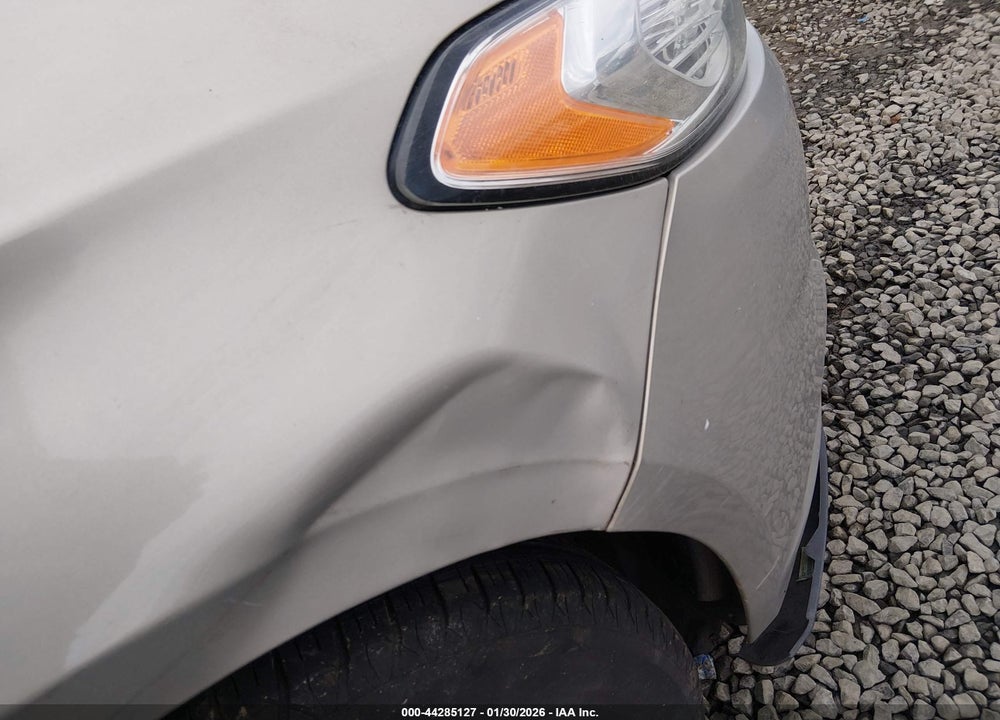 2015 FORD FUSION S VIN: 3FA6P0G72FR227052