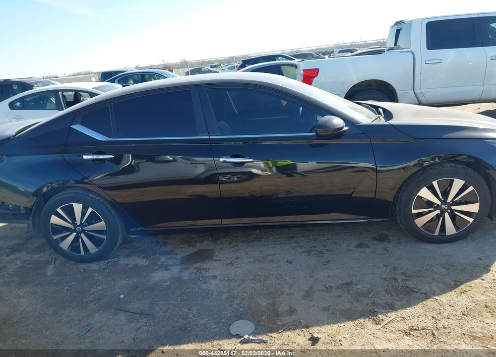 2021 NISSAN ALTIMA SV FWD VIN: 1N4BL4DV5MN326646