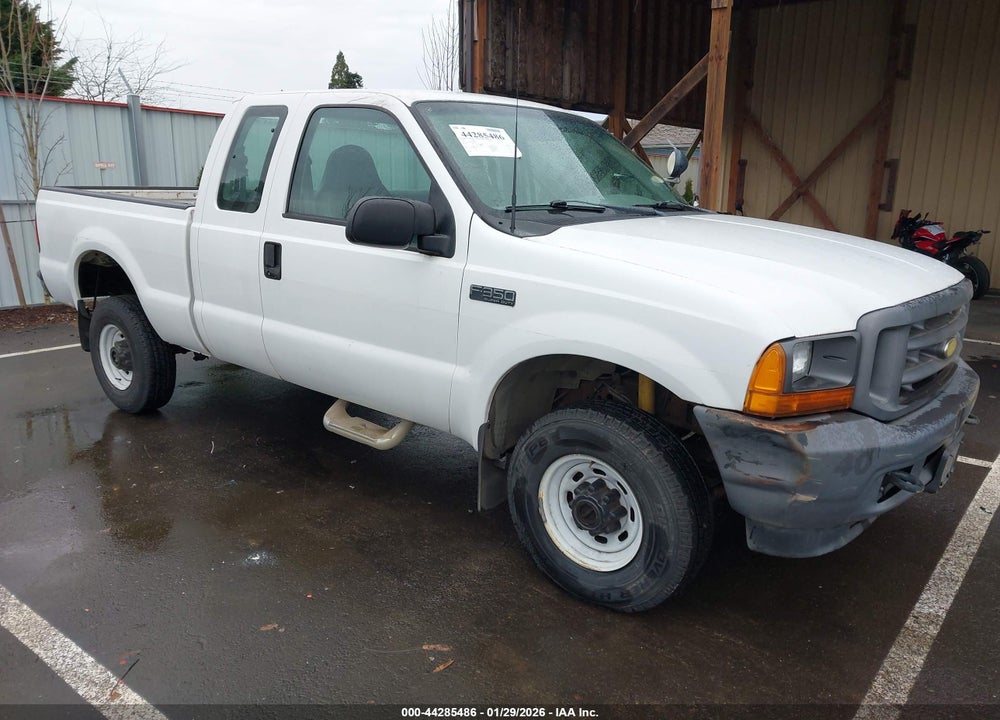2001 FORD F-350 LARIAT/XL/XLT VIN: 1FTSX31L01EA97252
