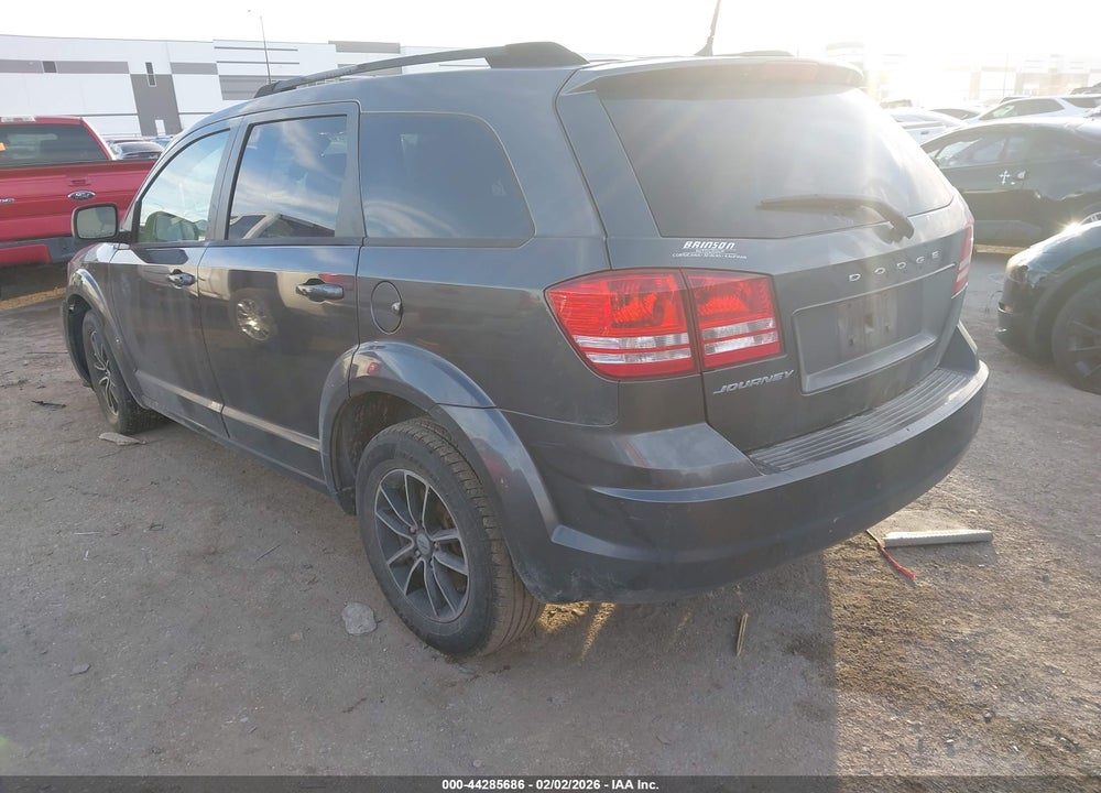 2018 DODGE JOURNEY SE VIN: 3C4PDCAB5JT519067