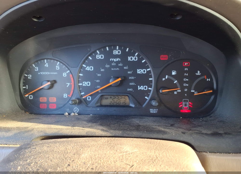 1998 HONDA ACCORD LX VIN: 1HGCG5649WA058743