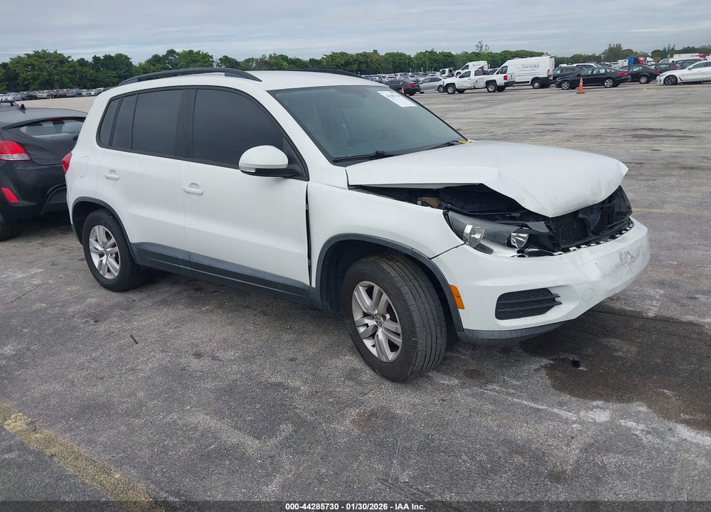 2016 VOLKSWAGEN TIGUAN S VIN: WVGAV7AX4GW506394
