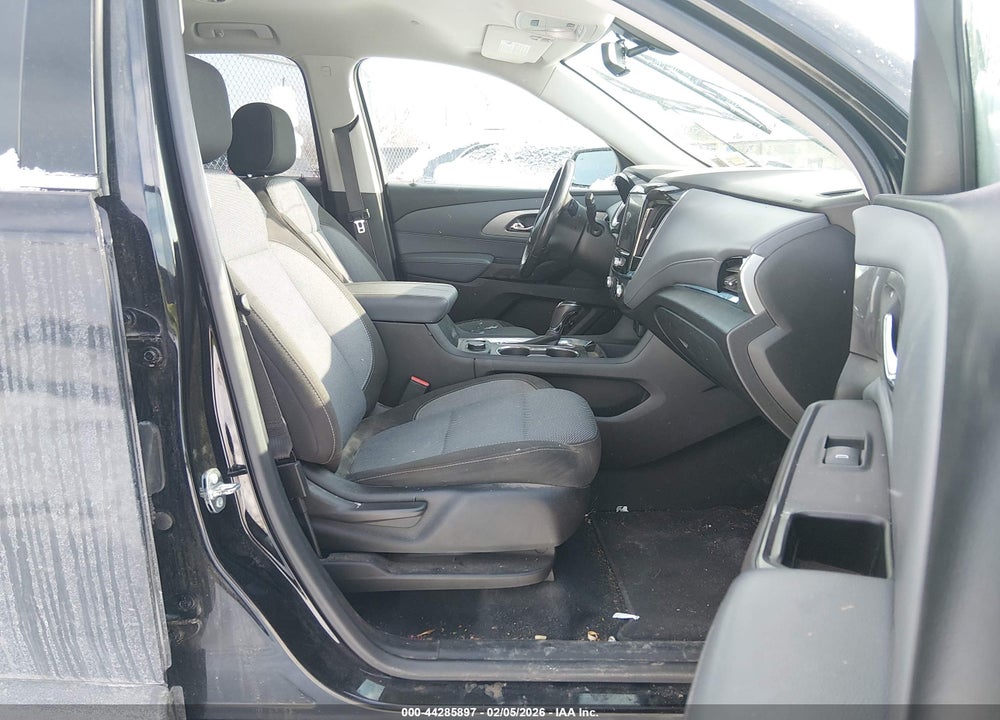 2018 CHEVROLET TRAVERSE 1LT VIN: 1GNEVGKW9JJ208172