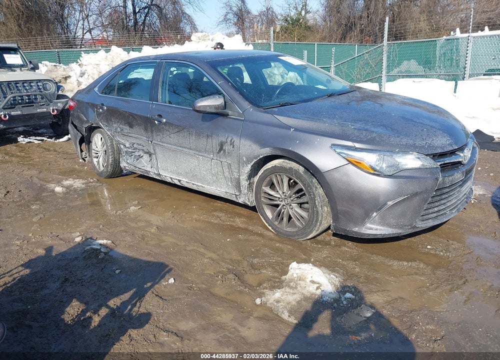2015 TOYOTA CAMRY SE VIN: 4T1BF1FK0FU888784
