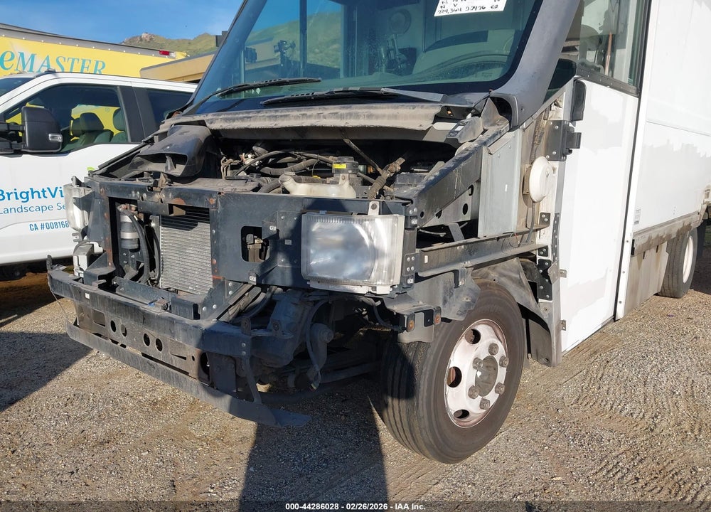 2013 ISUZU COMMERCIAL VAN VIN: JALB4T178D7W01128
