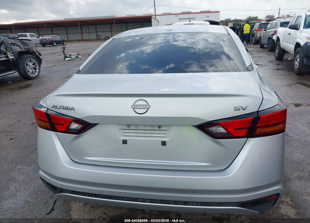 2024 NISSAN ALTIMA SV FWD VIN: 1N4BL4DV4RN329478