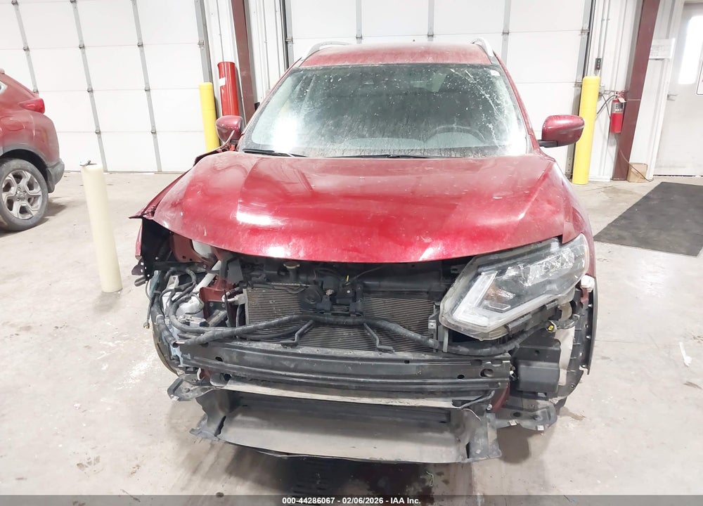 2019 NISSAN ROGUE SV VIN: 5N1AT2MV1KC720787