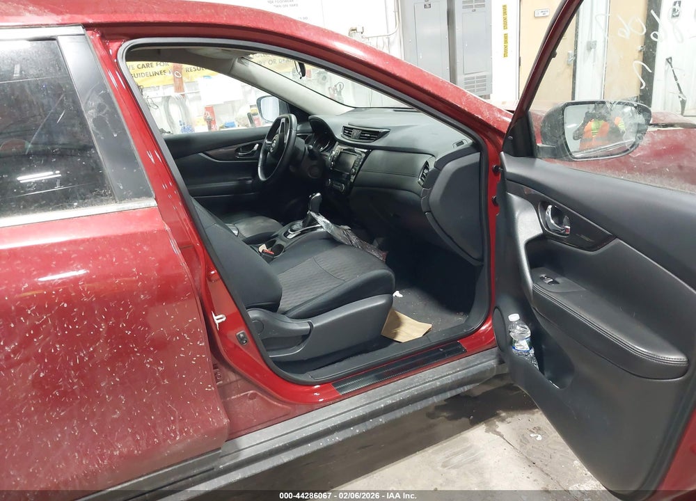 2019 NISSAN ROGUE SV VIN: 5N1AT2MV1KC720787