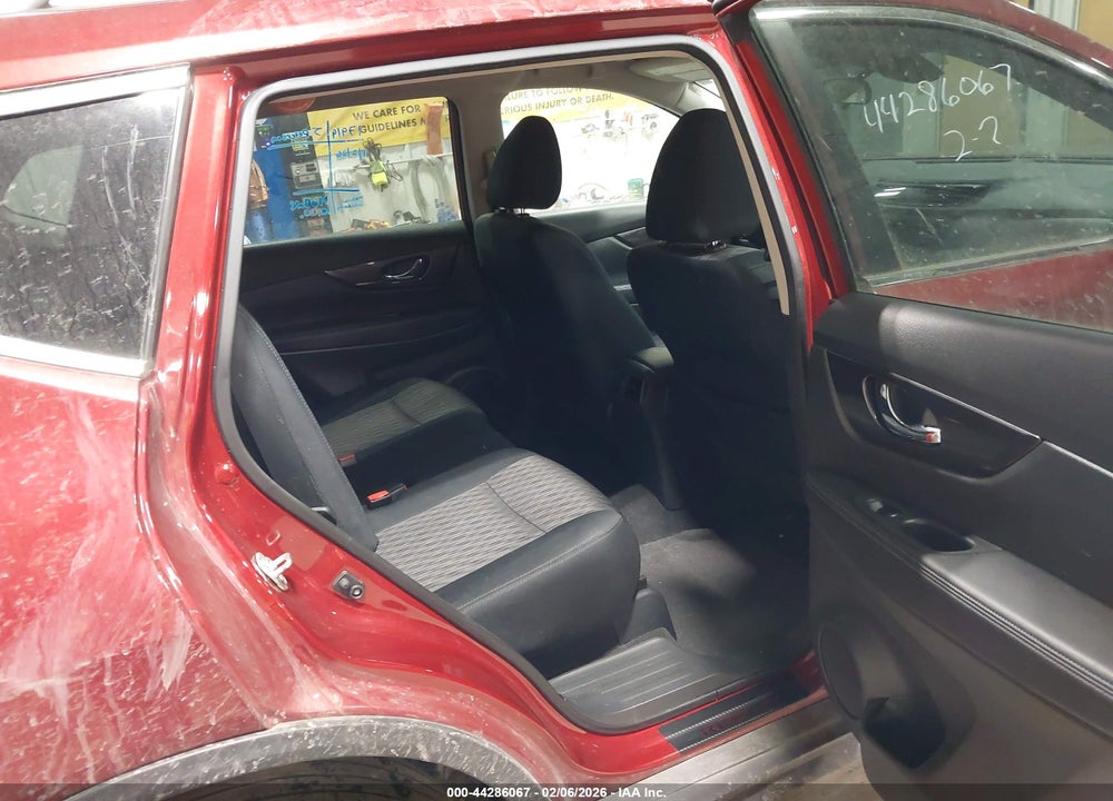 2019 NISSAN ROGUE SV VIN: 5N1AT2MV1KC720787