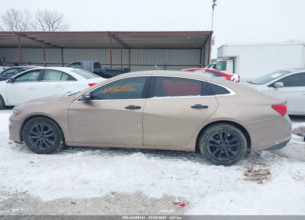 2018 CHEVROLET MALIBU LT VIN: 1G1ZD5ST3JF143953