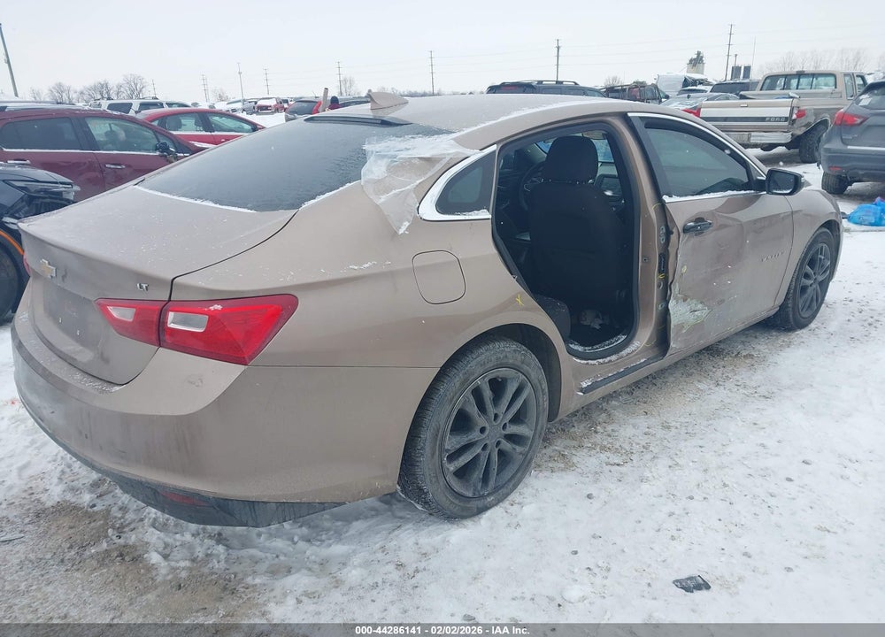 2018 CHEVROLET MALIBU LT VIN: 1G1ZD5ST3JF143953