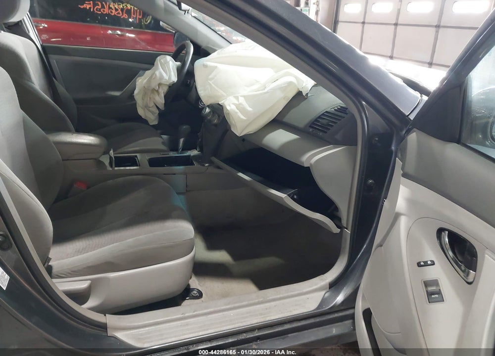 2010 TOYOTA CAMRY LE VIN: 4T1BF3EK2AU007170