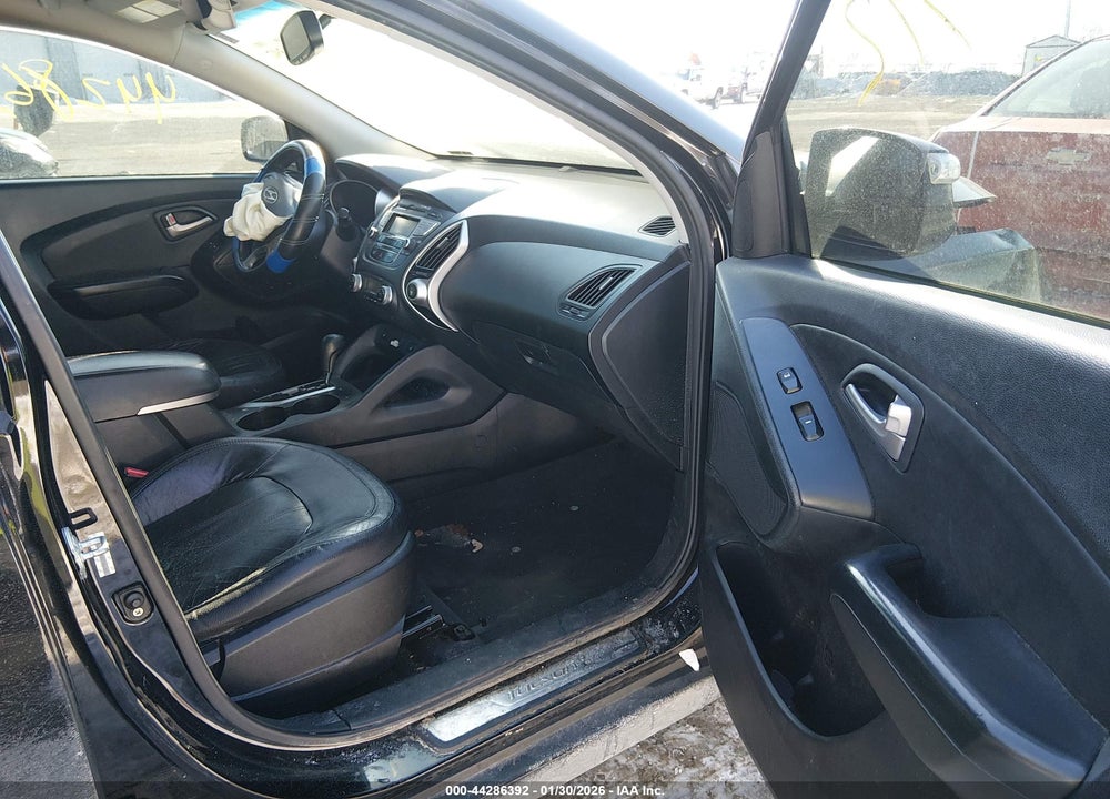 2013 HYUNDAI TUCSON LIMITED VIN: KM8JU3AC9DU764183
