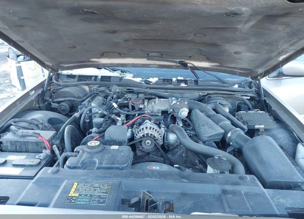2005 MERCURY GRAND MARQUIS GS VIN: 2MEFM74W25X670114