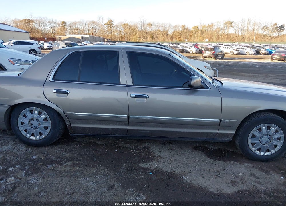 2005 MERCURY GRAND MARQUIS GS VIN: 2MEFM74W25X670114