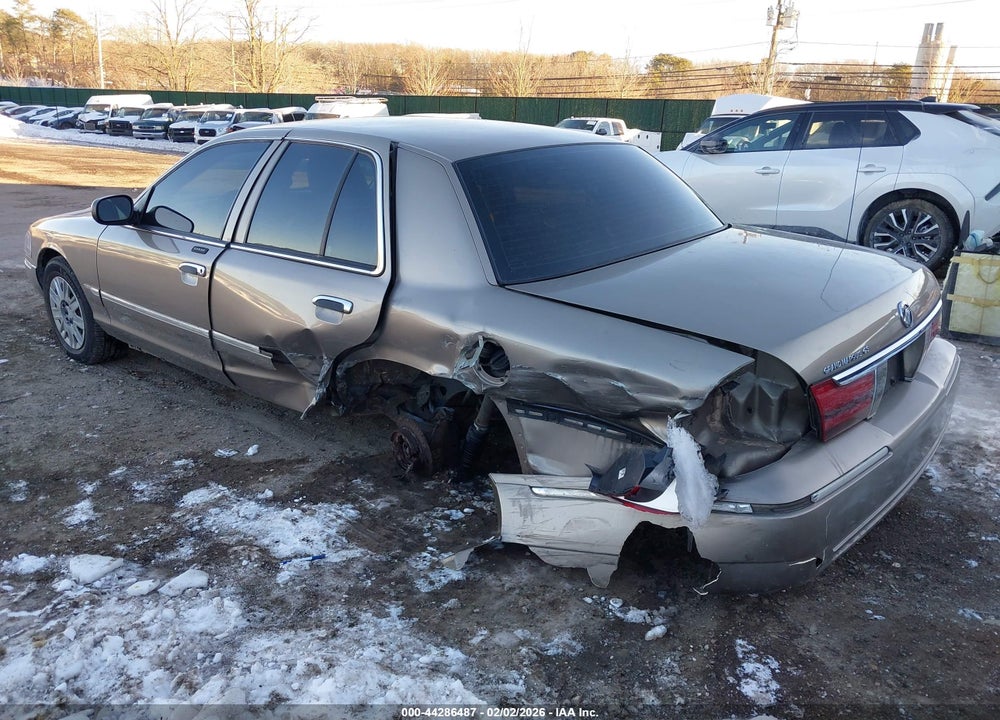 2005 MERCURY GRAND MARQUIS GS VIN: 2MEFM74W25X670114