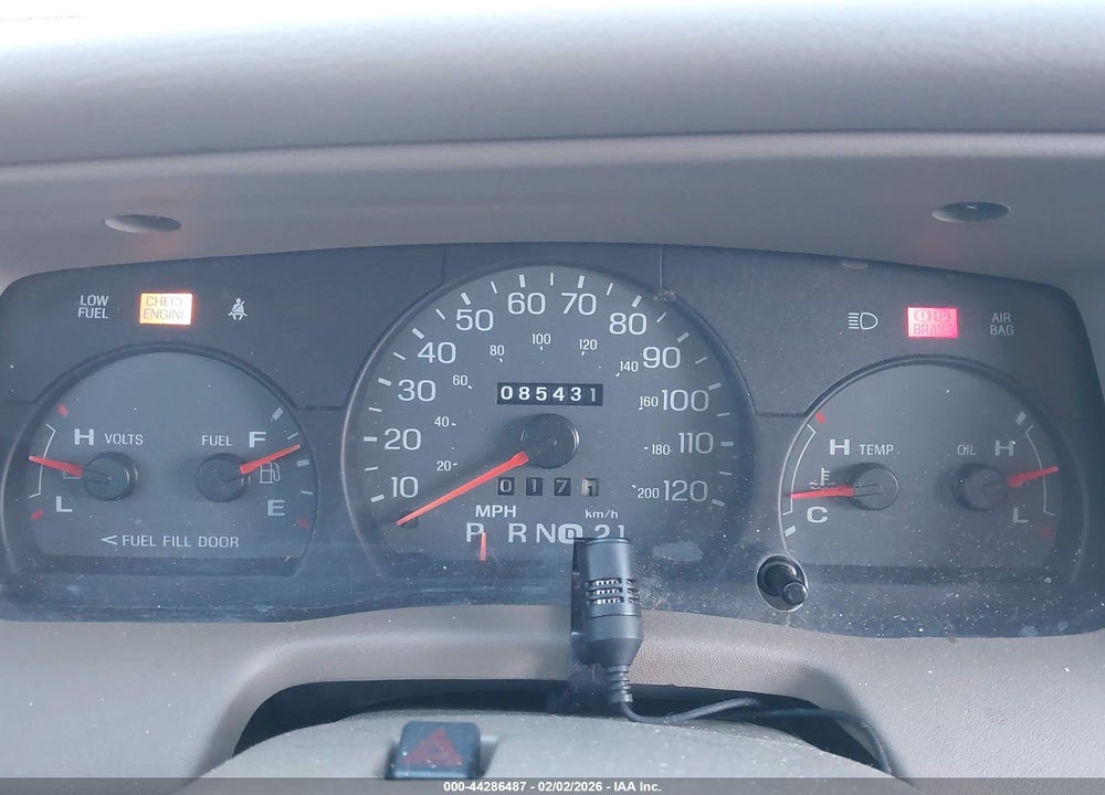 2005 MERCURY GRAND MARQUIS GS VIN: 2MEFM74W25X670114