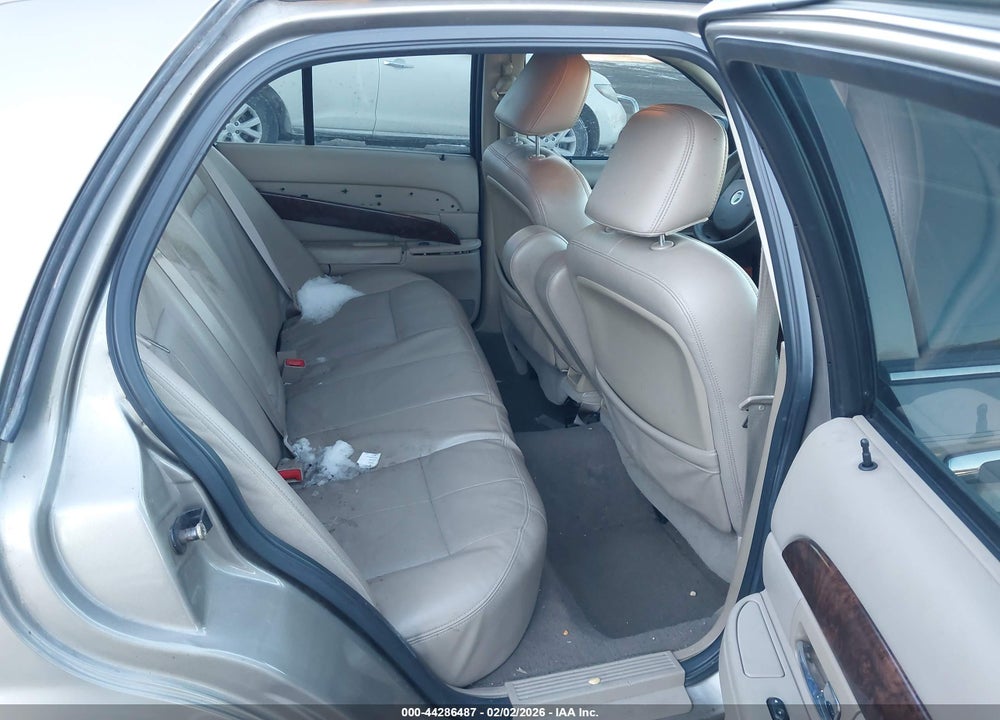 2005 MERCURY GRAND MARQUIS GS VIN: 2MEFM74W25X670114