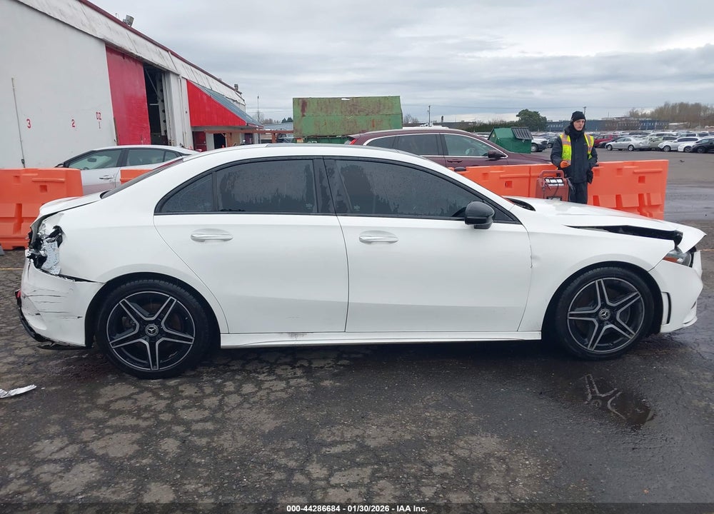2019 MERCEDES-BENZ A 220 4MATIC VIN: WDD3G4FB3KW004851