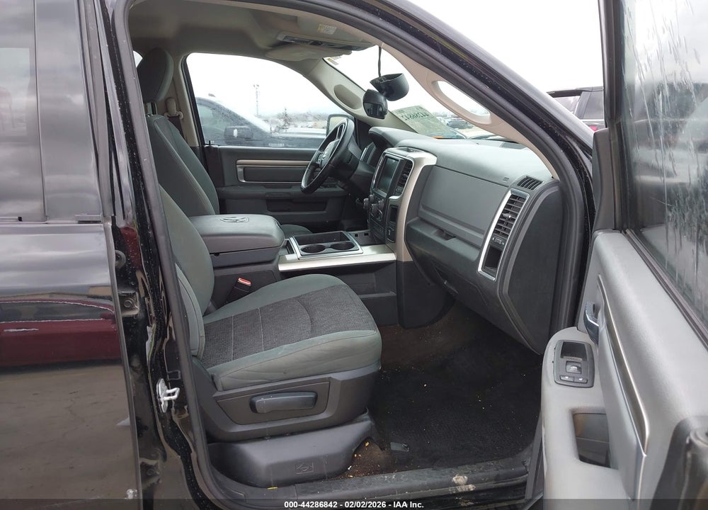 2015 RAM 1500 LONE STAR VIN: 1C6RR6LT1FS561902
