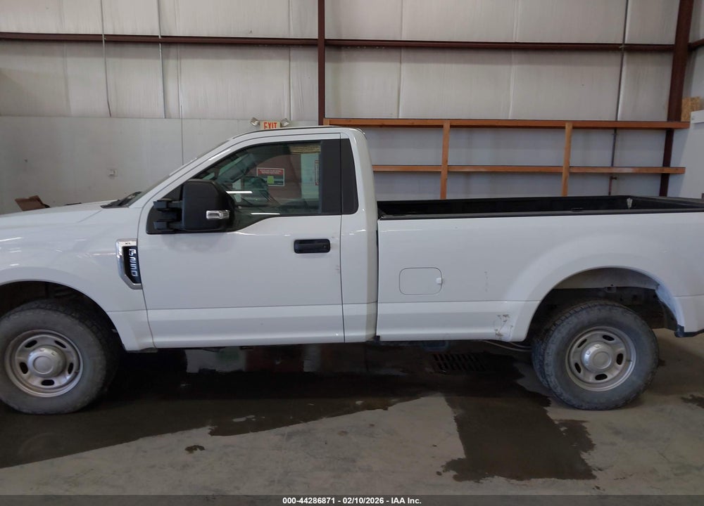 2017 FORD F-250 XL VIN: 1FTBF2A64HEB37494