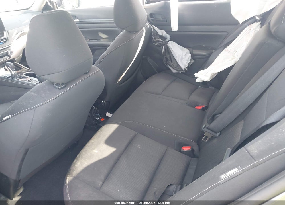 2024 NISSAN ALTIMA SV FWD VIN: 1N4BL4DV2RN400225