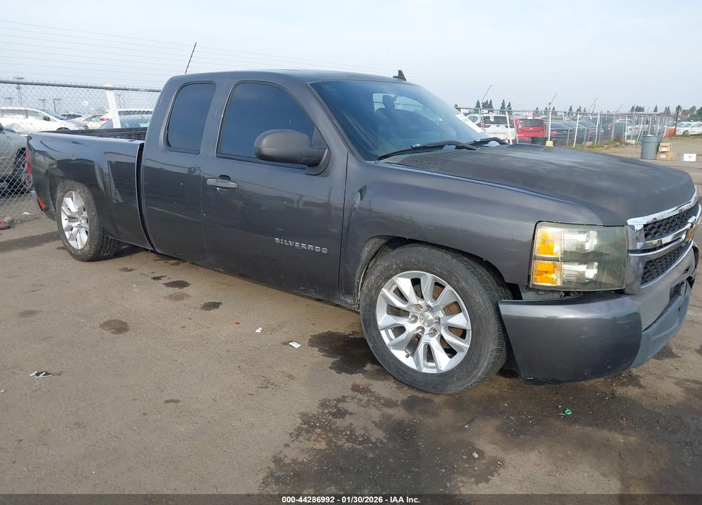 2010 CHEVROLET SILVERADO 1500 LS VIN: 1GCSCREA2AZ189494