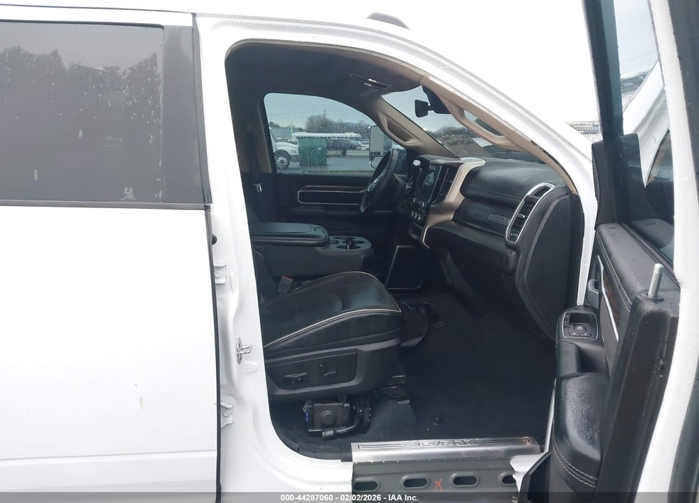 2020 RAM 2500 LAIE  4X4 6'4 BOX VIN: 3C6UR5FL8LG250213