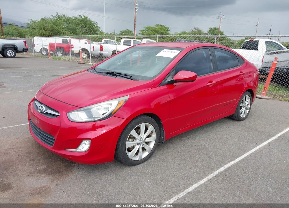 2013 HYUNDAI ACCENT GLS VIN: KMHCU4AE9DU320110