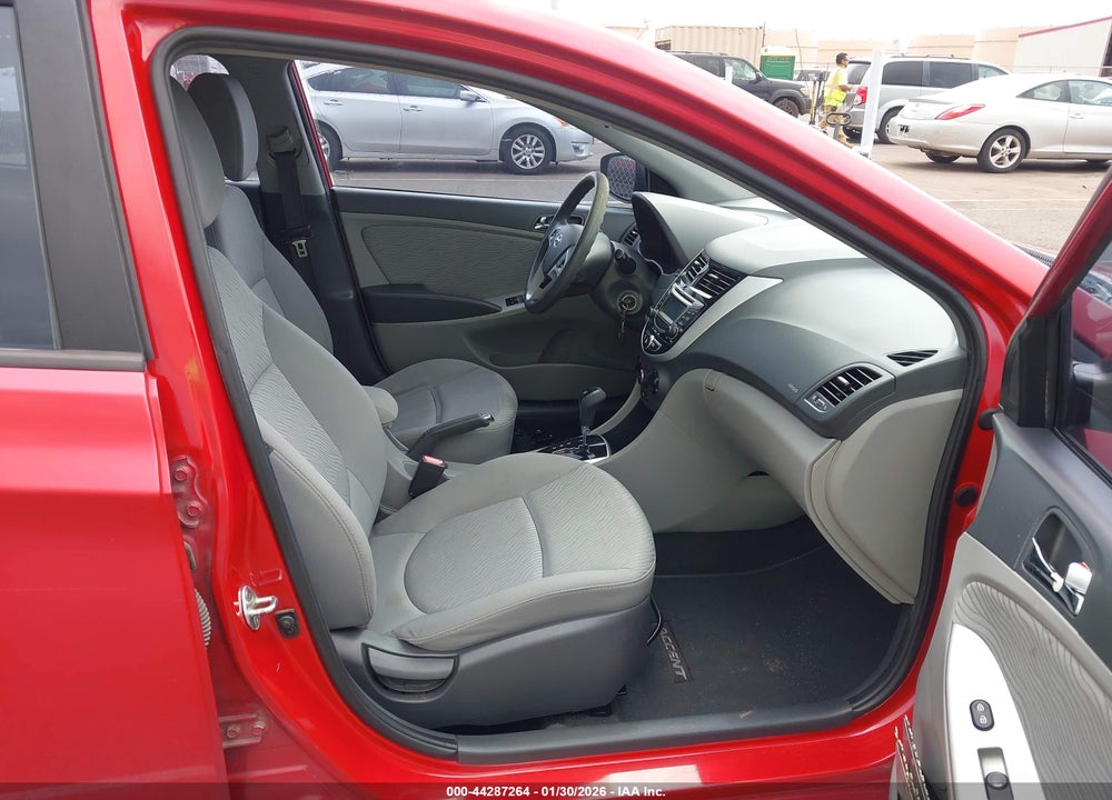 2013 HYUNDAI ACCENT GLS VIN: KMHCU4AE9DU320110