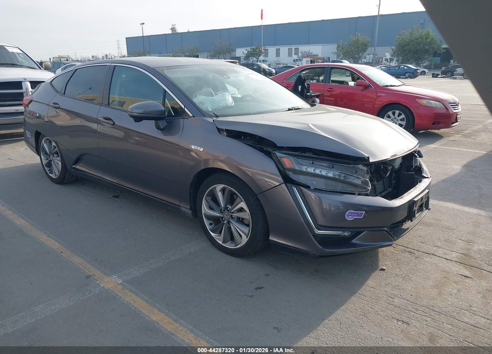 2018 HONDA CLARITY PLUG-IN HYBRID TOURING VIN: JHMZC5F39JC017522
