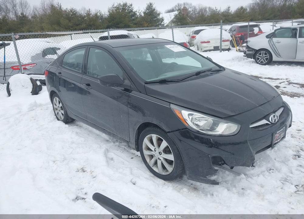 2013 HYUNDAI ACCENT GLS VIN: KMHCU4AE0DU460482