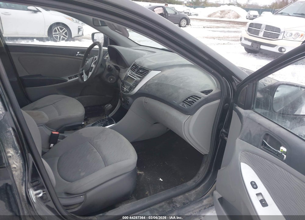 2013 HYUNDAI ACCENT GLS VIN: KMHCU4AE0DU460482