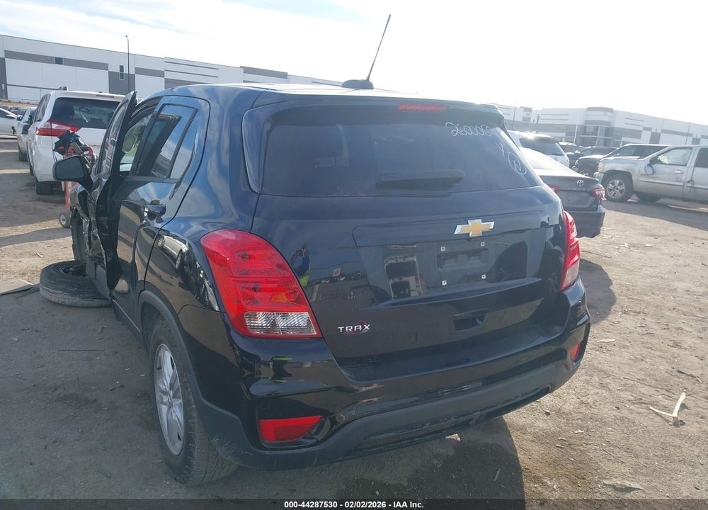 2020 CHEVROLET TRAX FWD LS VIN: 3GNCJKSBXLL110931
