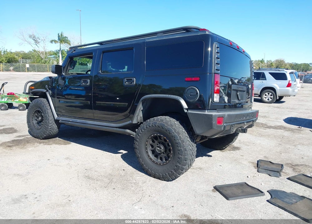 2008 HUMMER H2 SUV VIN: 5GRGN23878H108589