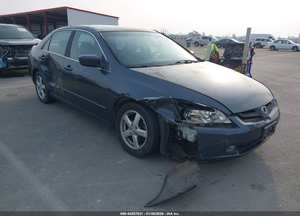 2004 HONDA ACCORD 2.4 EX VIN: JHMCM56604C007852
